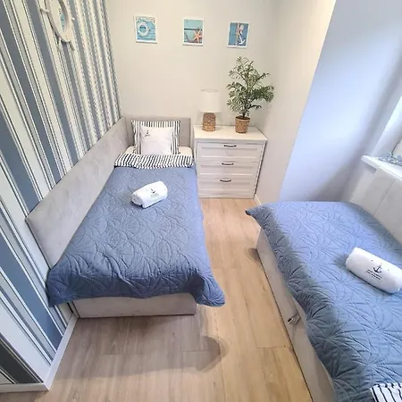 Marynarskie - Ap 37b Debina (Ustka)