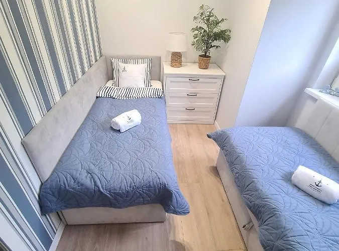 Marynarskie - Ap 37b Debina (Ustka)